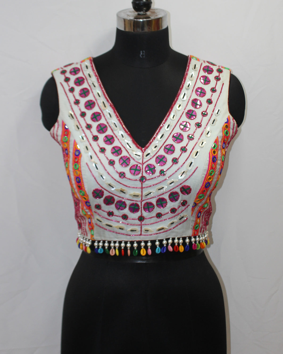 Sleeveless Blouse Top with All-Over Hand Embroidery - image 2