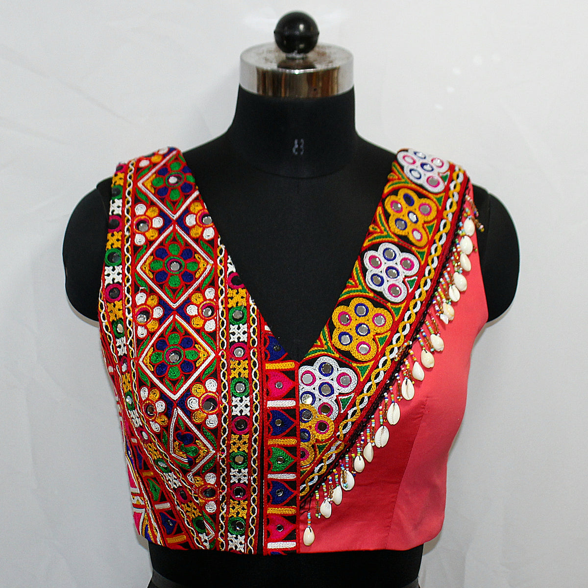 Garba Special Sleeveless Blouse with Hand & Lace Work - LABEL KAVITA