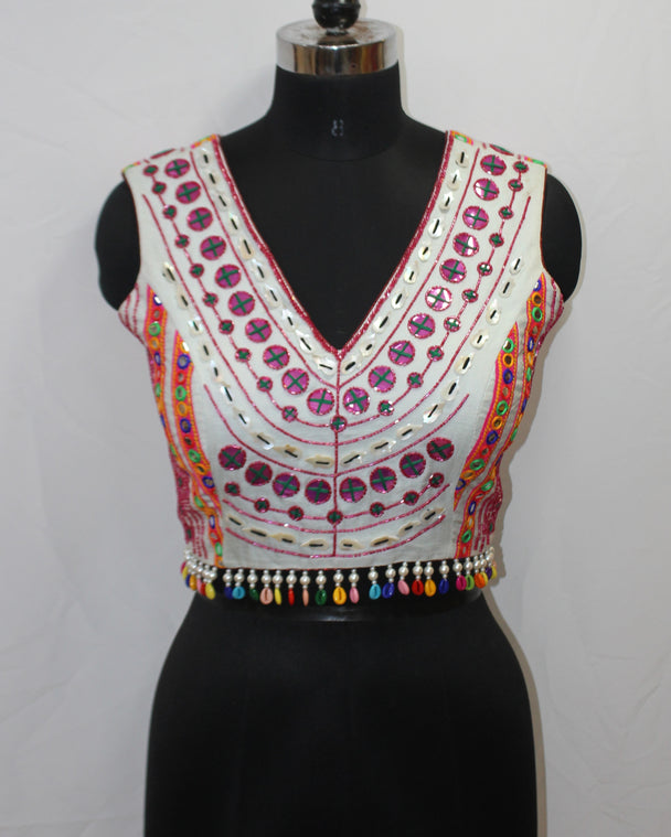 BLOUSE TOP SLEEVE LESS WITH HAND WORK