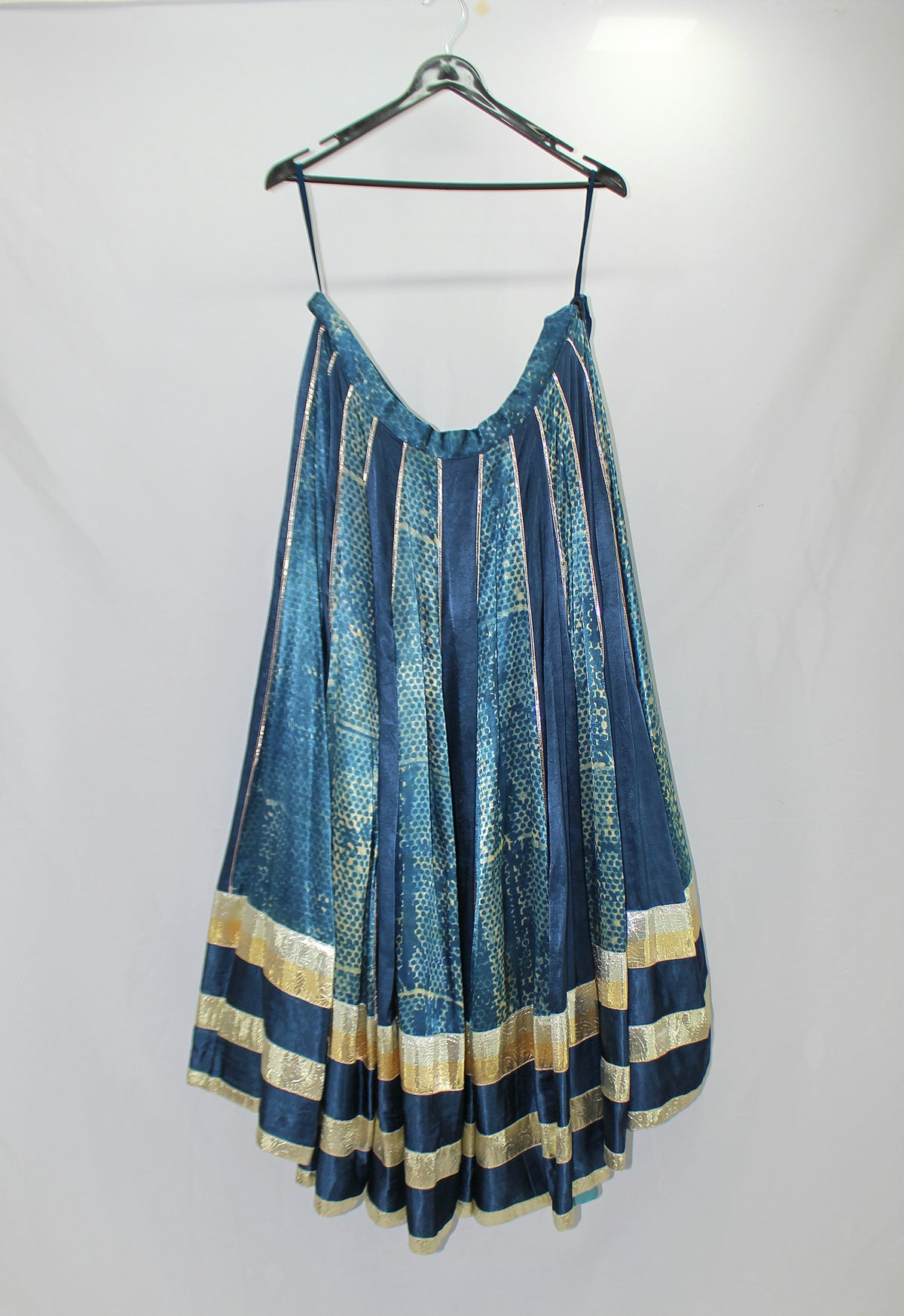 Ajrak Print Silk with Lace Work - image 2