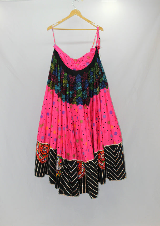 lengha pink neon