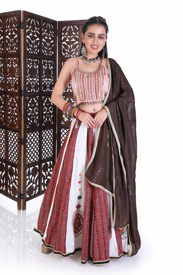 ethnic hand embroidered choli & lehenga with choclate dupatta gold border