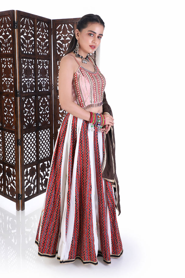 ethnic hand embroidered choli & lehenga with choclate dupatta gold border